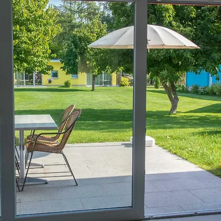 Bungis Ferien Direkt Am Grimnitzsee, Karree 03 Ferienhaus Joachimsthal